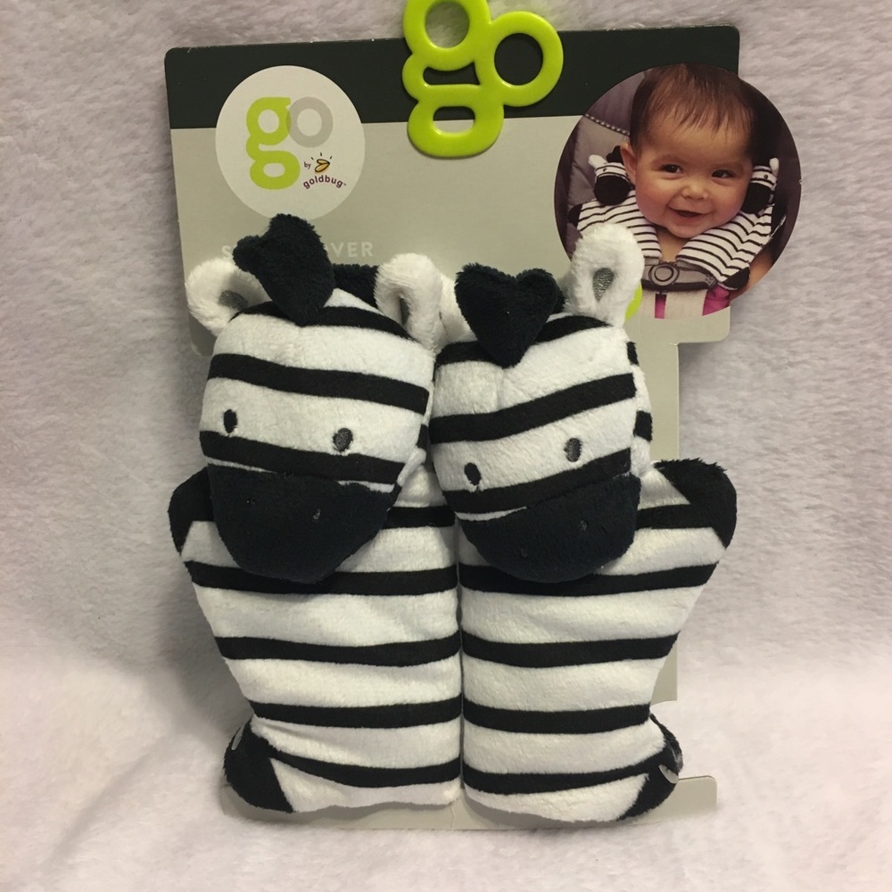 Go by Goldbug Strap Covers Kids OS Black White New‎ Zebra Striped 3D Plush 2pk